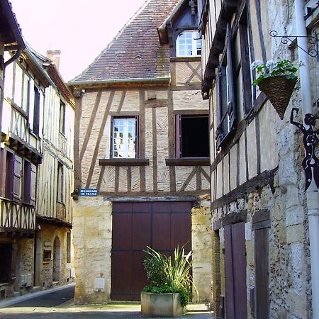Studio Avec Terrasse Et Jardinet En Centre Ville ベルジュラック エクステリア 写真